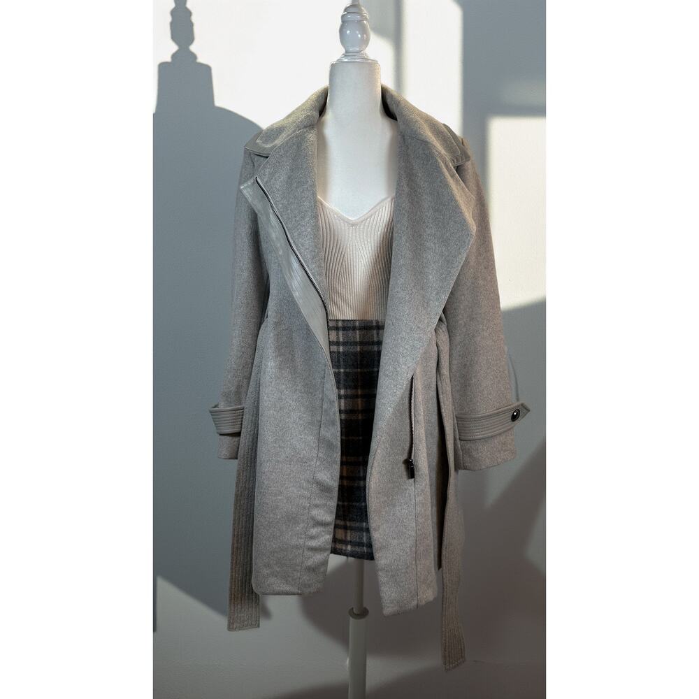 THE NEW YORK COAT